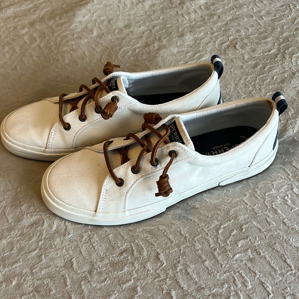 Sperry Pier Wave Low Top Lace Up Sneaker Size 9.5
